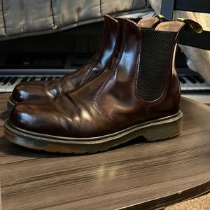 Doc Martens - Mens Oxblood color - Size 8 US 7 UK